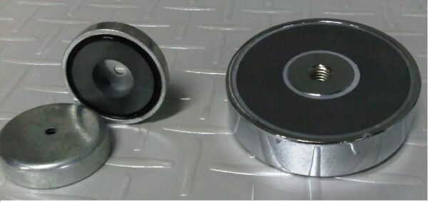 POT FERRITE PIATTI CON FORO PASSANTE